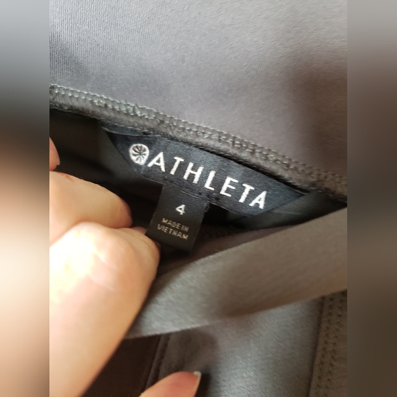 Athleta cargo legging pants olive green size 4 - Picture 5 of 7